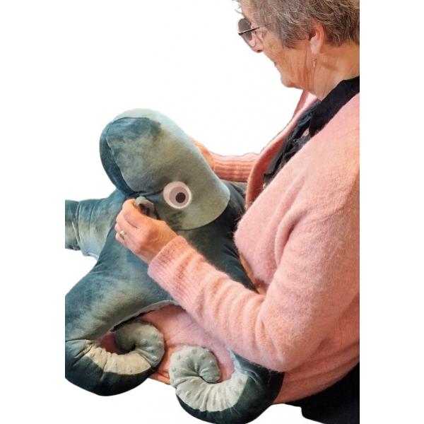 Oliz verzwaringsknuffel Poul (2,7 kg)