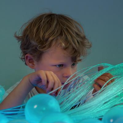Lichtbronnen & Vezelnevelstrengen